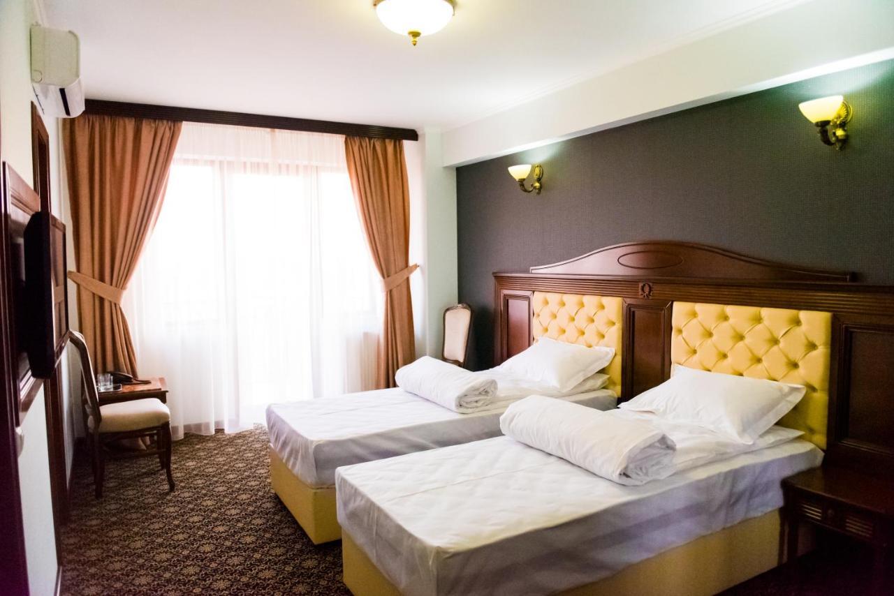 Hotel Giuliano Bragadiru Quarto foto