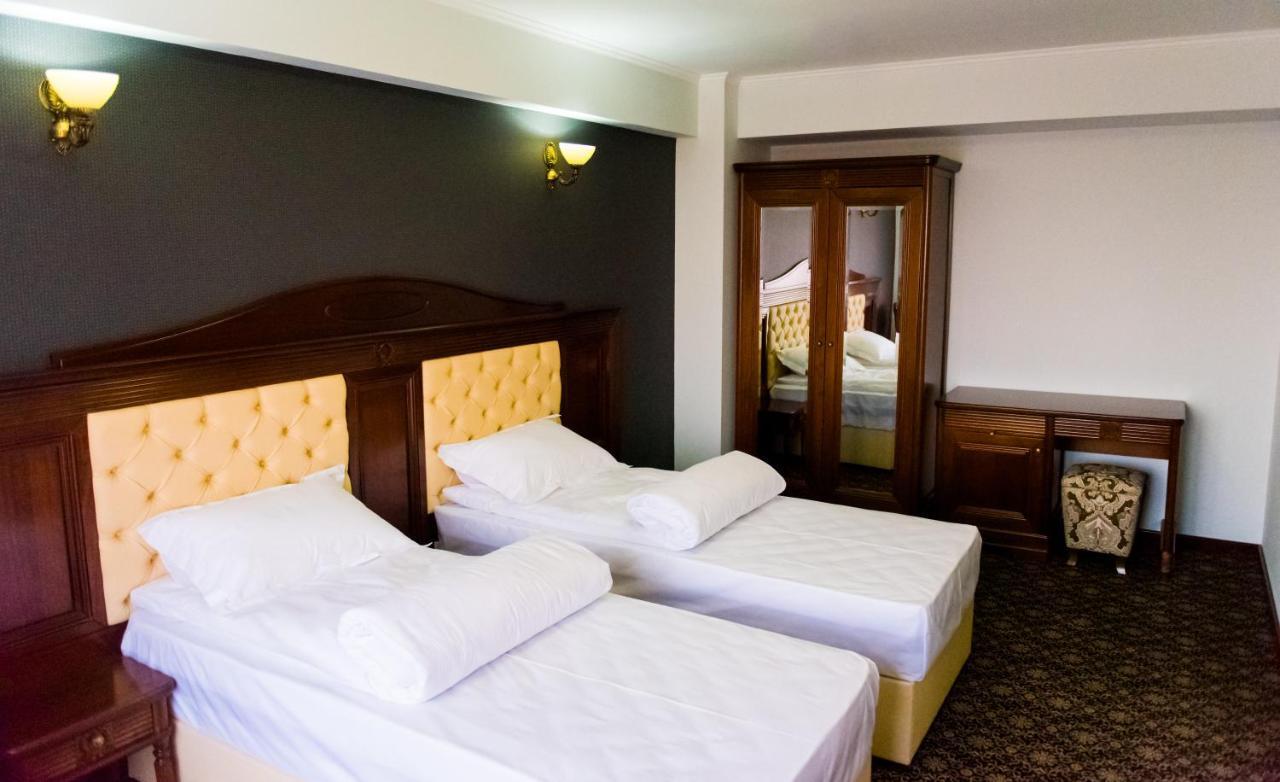 Hotel Giuliano Bragadiru Quarto foto